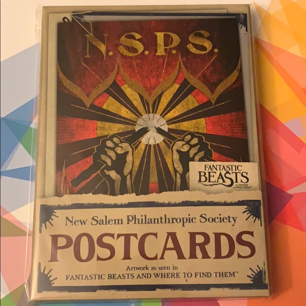 SOLD Fantastic beasts postcards